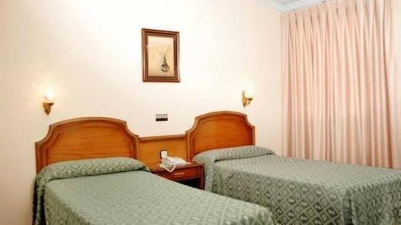 Senorial Hotel Madrid Phòng bức ảnh